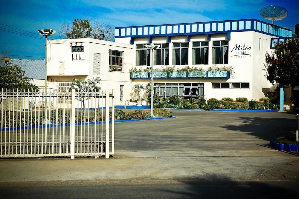 Milão Hotel Porto Alegre Exterior foto